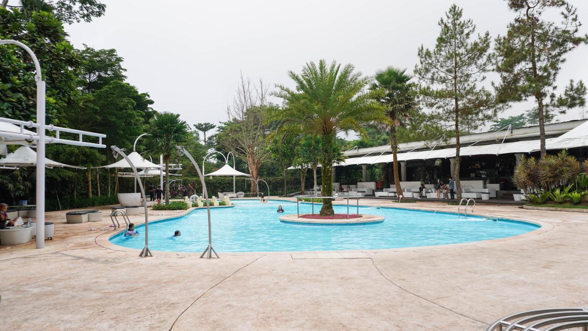 The Hill Resort Sibolangit Εξωτερικό φωτογραφία
